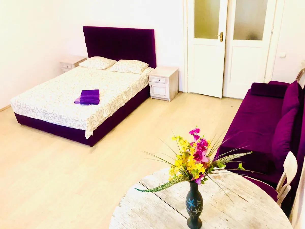 Anna Apartments
